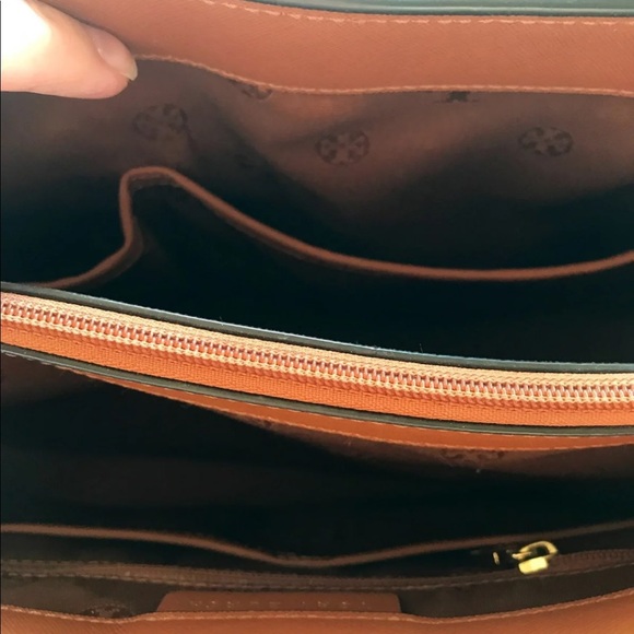 Tory Burch York Tote-Small - Picture 4 of 6